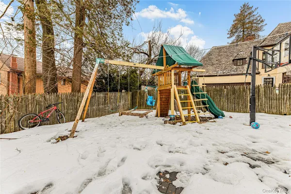$1,199,000 | 255 Pennsylvania Avenue, Mount Vernon, NY 10552