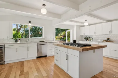 $2,250,000 | 67 Oak Springs Drive, San Anselmo, CA 94960