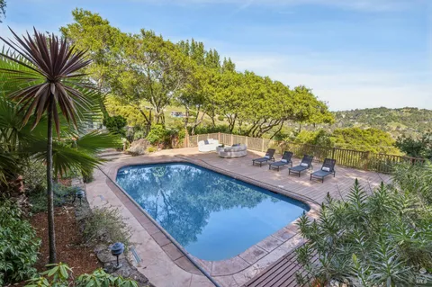 $2,250,000 | 67 Oak Springs Drive, San Anselmo, CA 94960