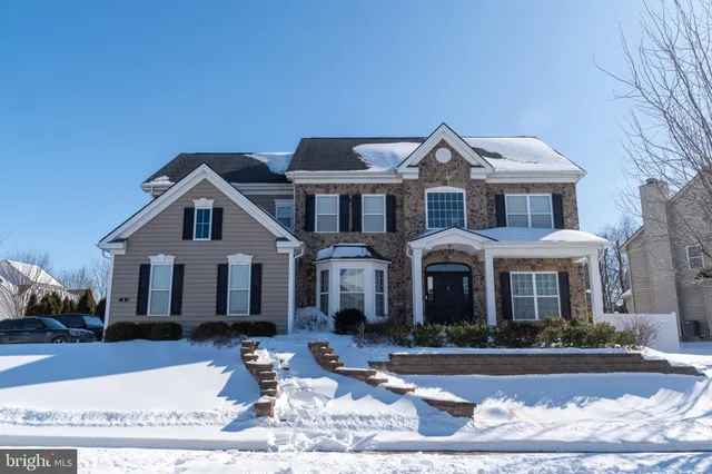 $999,000 | 2 Camellia Court, Feasterville-Trevose, PA 19053