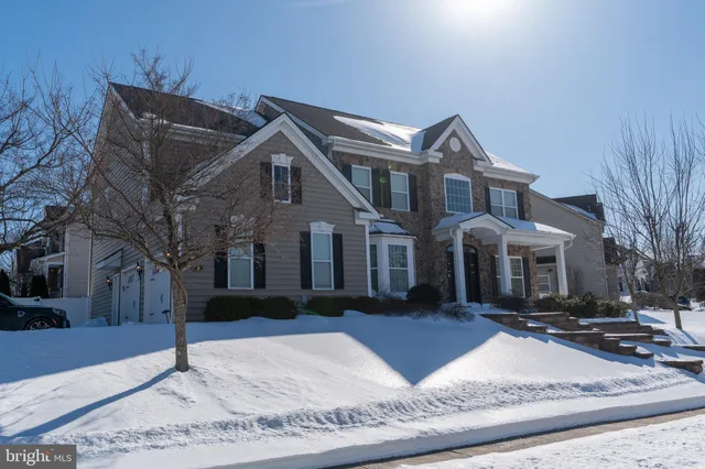 $999,000 | 2 Camellia Court, Feasterville-Trevose, PA 19053