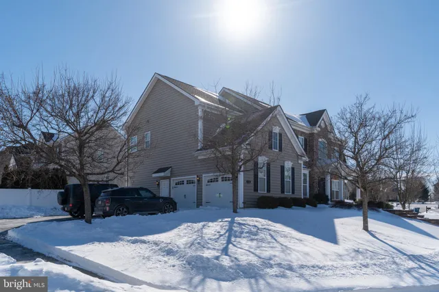 $999,000 | 2 Camellia Court, Feasterville-Trevose, PA 19053