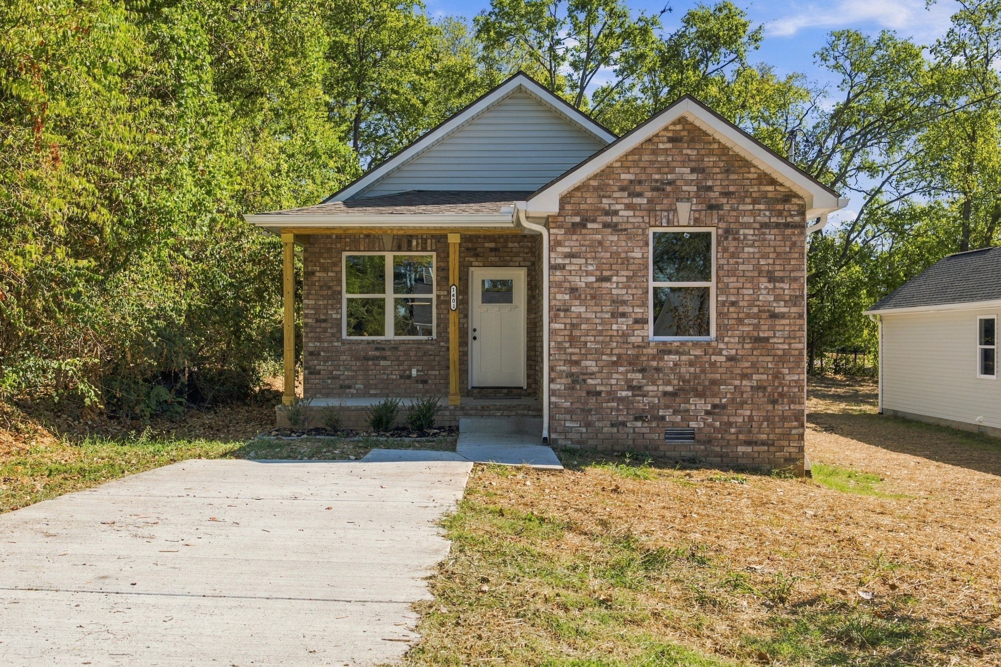 1401 Mohawk Trail Madison, TN 37115 - Photo 1 of 38 Gallery Image 1