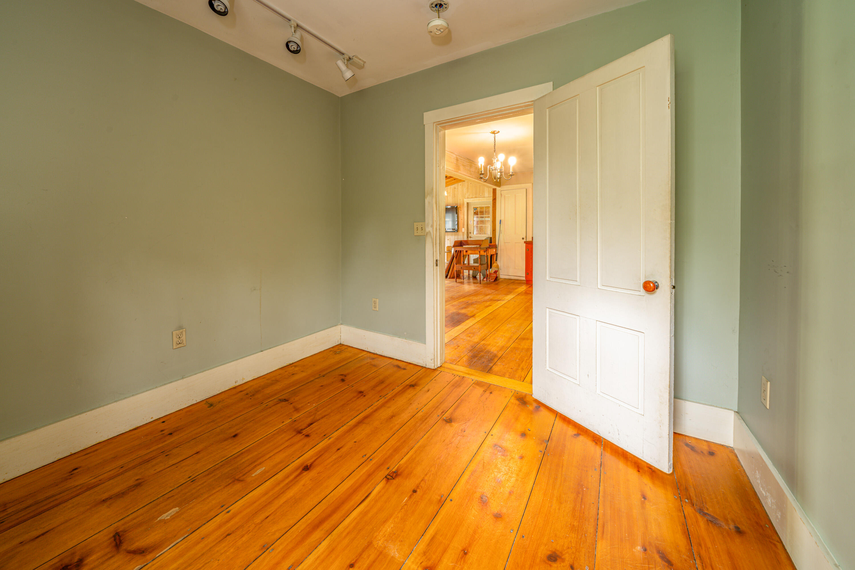 685 Winslows Mills Road Waldoboro, ME 04572 - Photo 19 of 46 2534