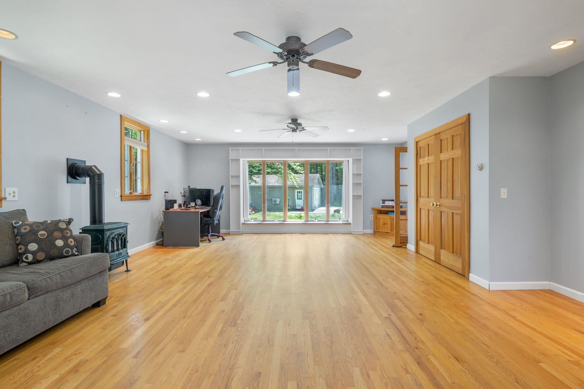 314 Wentworth Road Brookfield, NH 03872 - Photo 7 of 60