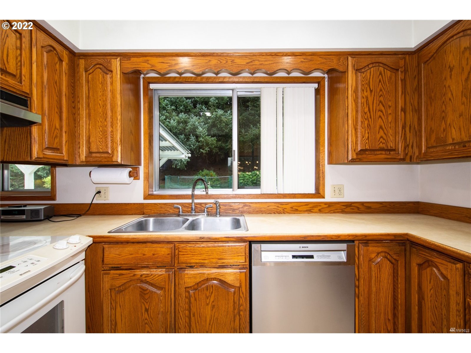 142 James Street Longview, WA 98632 - Photo 8 of 32