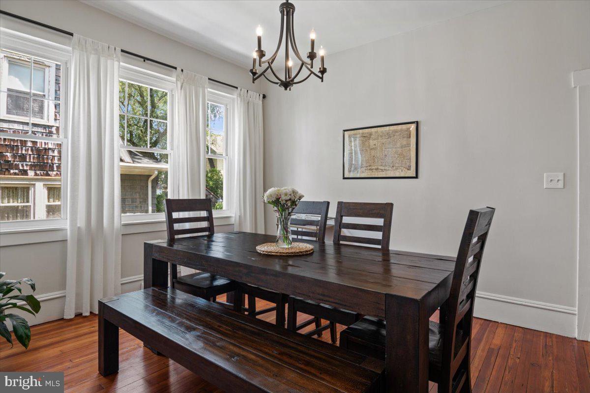 158 Lafayette Road Audubon, NJ 08106 - Photo 11 of 29 Bright and inviting dining space.