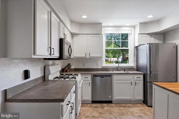 $3,000 | 158 Lafayette Road, Audubon, NJ 08106