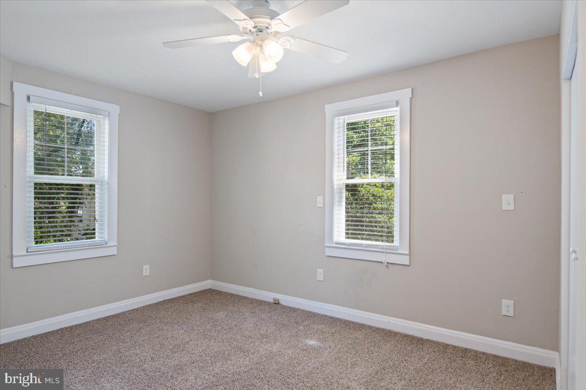 158 Lafayette Road Audubon, NJ 08106 - Photo 24 of 29 Bright and airy room with natural light.