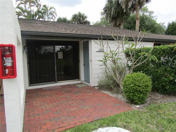 $1,500 | 3553 Longmeadow, Unit 27, Sarasota, FL 34235