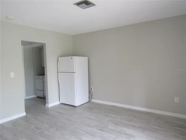 $1,500 | 3553 Longmeadow, Unit 27, Sarasota, FL 34235