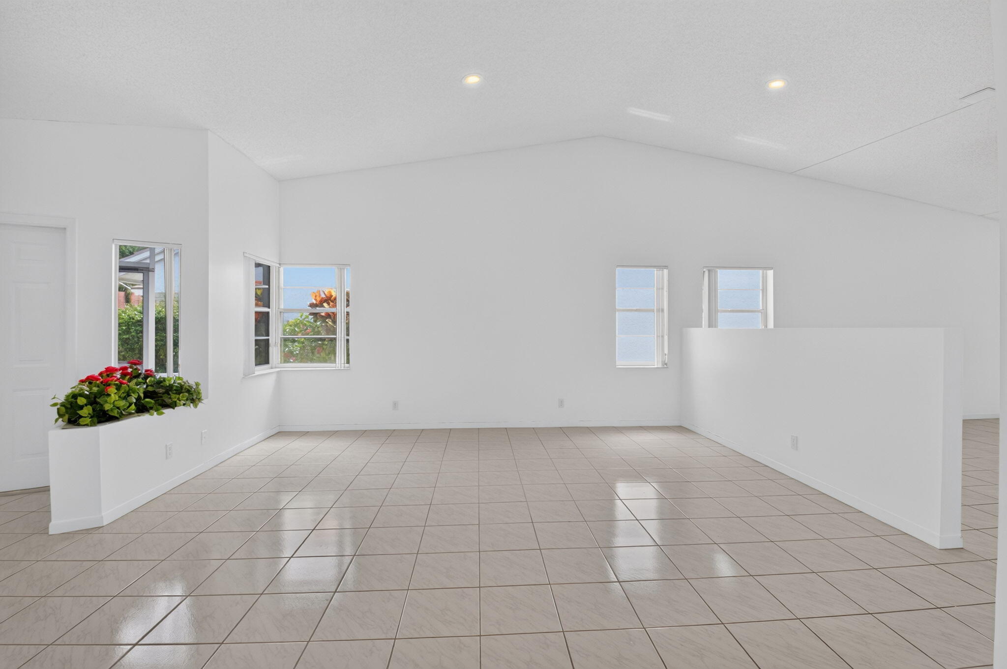 10048 Country Brook Road Boca Raton, FL 33428 - Photo 12 of 54 20-web-or-mls-DSC_3510