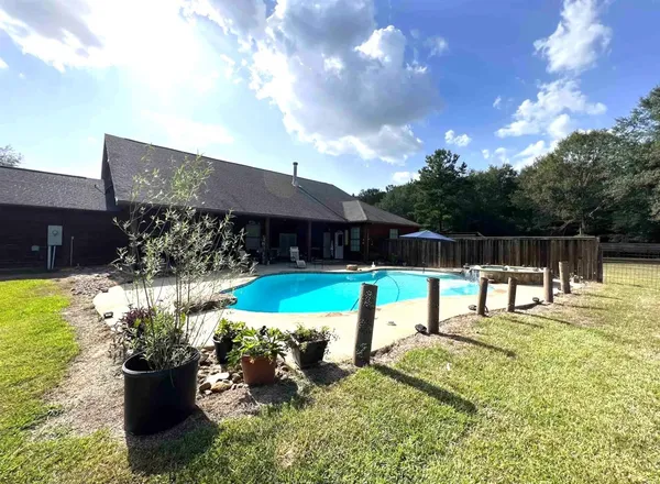 $489,000 | 22295 Highway 96, Kirbyville, TX 75956