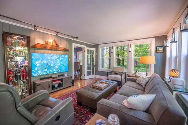 $749,000 | 20 Ray Hill Road, Wilmington, VT 05363