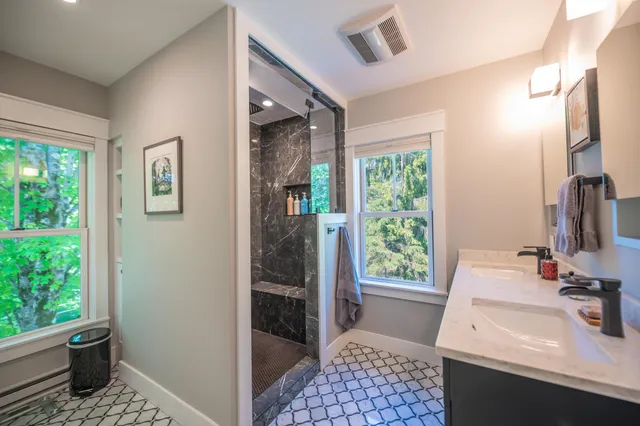 $749,000 | 20 Ray Hill Road, Wilmington, VT 05363