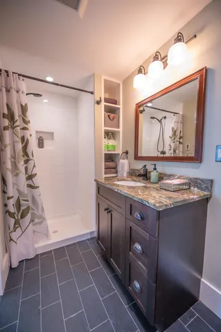 $749,000 | 20 Ray Hill Road, Wilmington, VT 05363