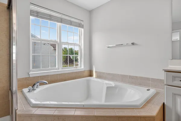 $1,280,000 | 25845 Spring Farm Circle, Chantilly, VA 20152