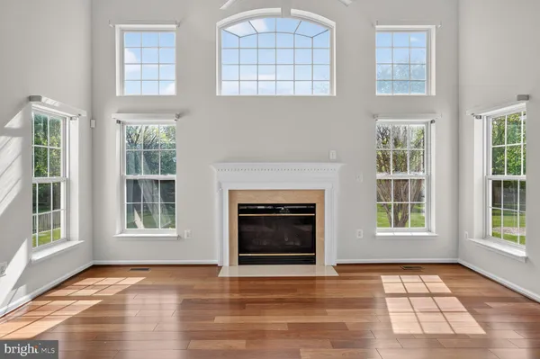 $1,280,000 | 25845 Spring Farm Circle, Chantilly, VA 20152