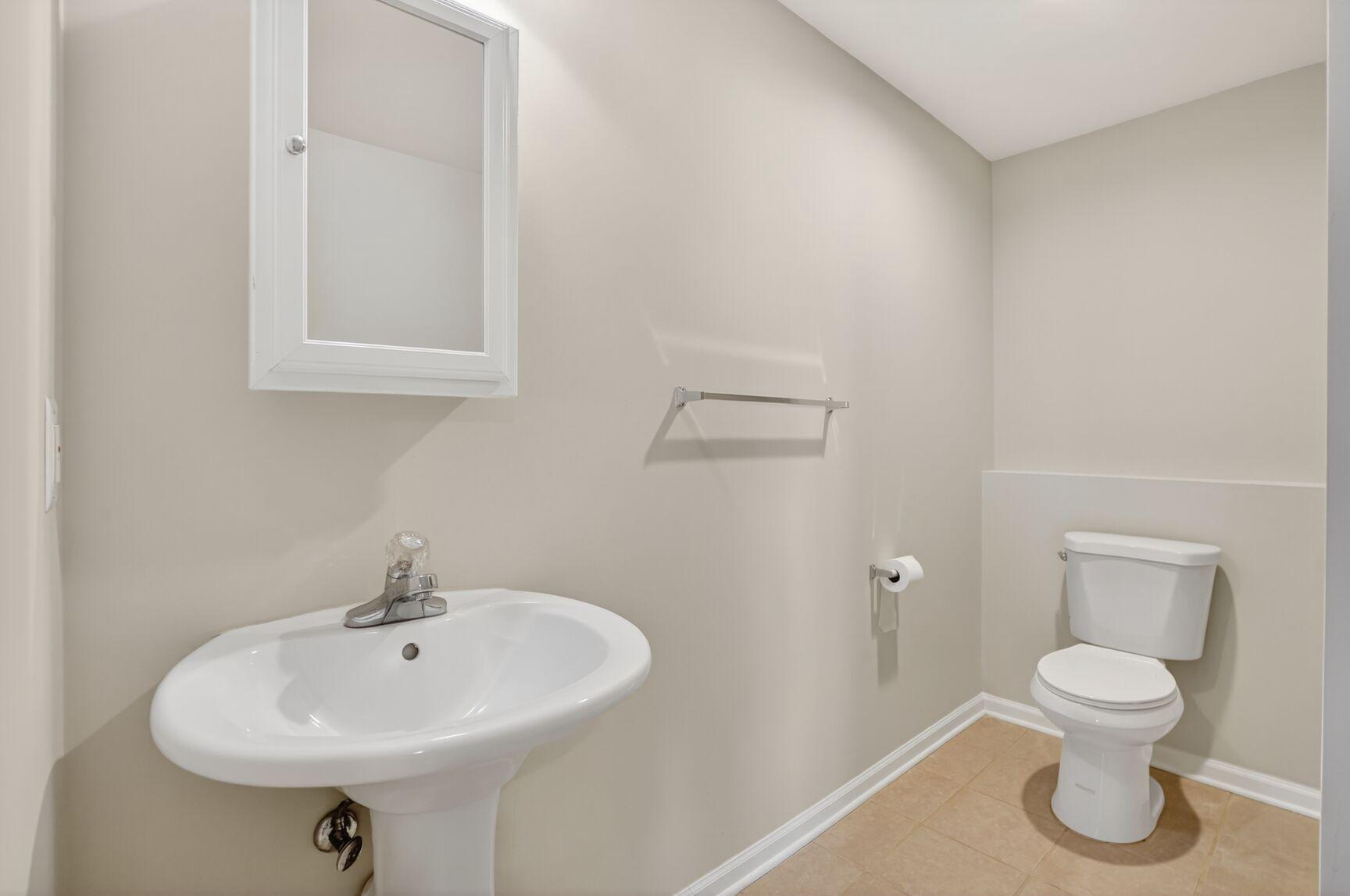 25845 Spring Farm Circle Chantilly, VA 20152 - Photo 45 of 57 Lower level full bath.