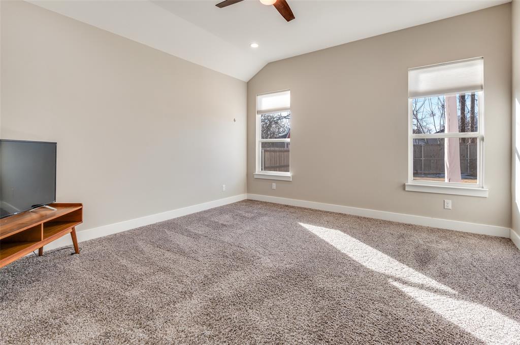 1210 Morrell Avenue Dallas, TX 75203 - Photo 21 of 28 a view of an empty room with a window