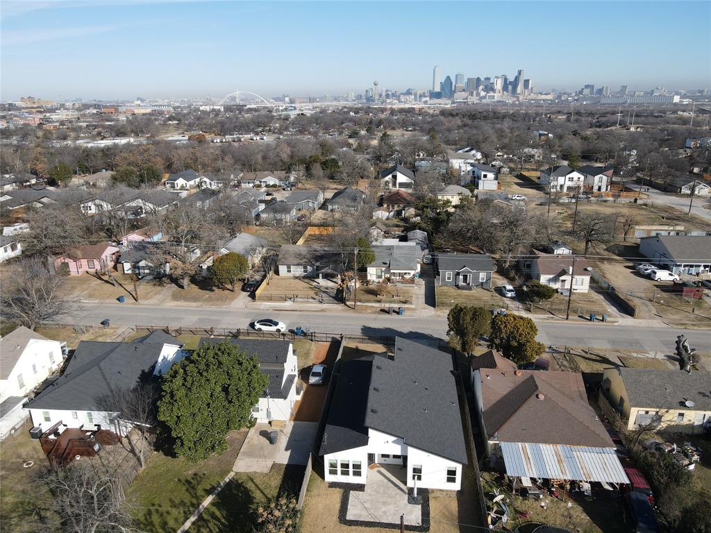 1210 Morrell Avenue Dallas, TX 75203 - Photo 26 of 28 an aerial view of a city