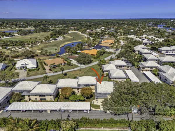 $439,500 | 17 Southeast Turtle Creek Drive, Unit D, Jupiter, FL 33469