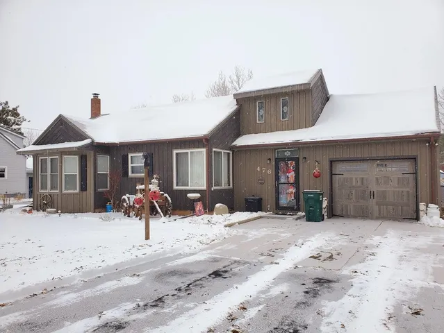 $264,900 | 476 North Bridge Street, Manawa, WI 54949