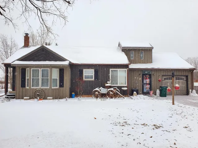 $264,900 | 476 North Bridge Street, Manawa, WI 54949