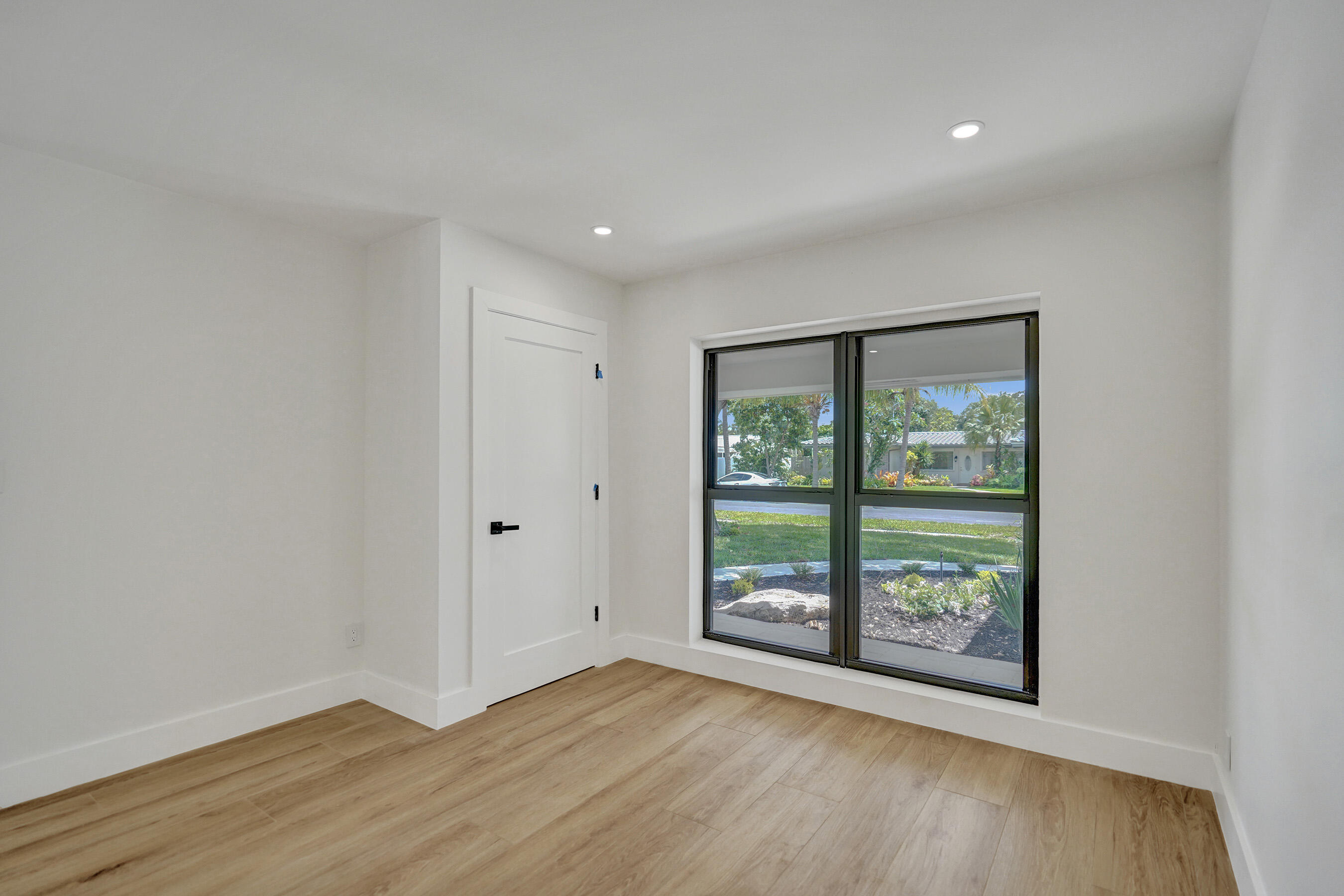 669 Southwest 3rd Street Boca Raton, FL 33486 - Photo 29 of 34 DSC03617