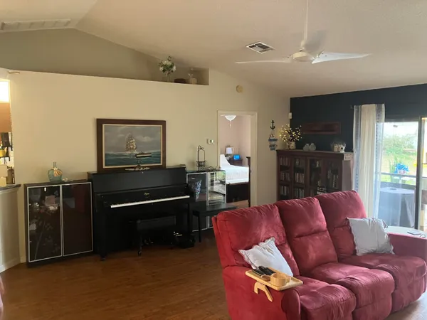 $350,000 | 14050 Brighton Street, Spring Hill, FL 34609