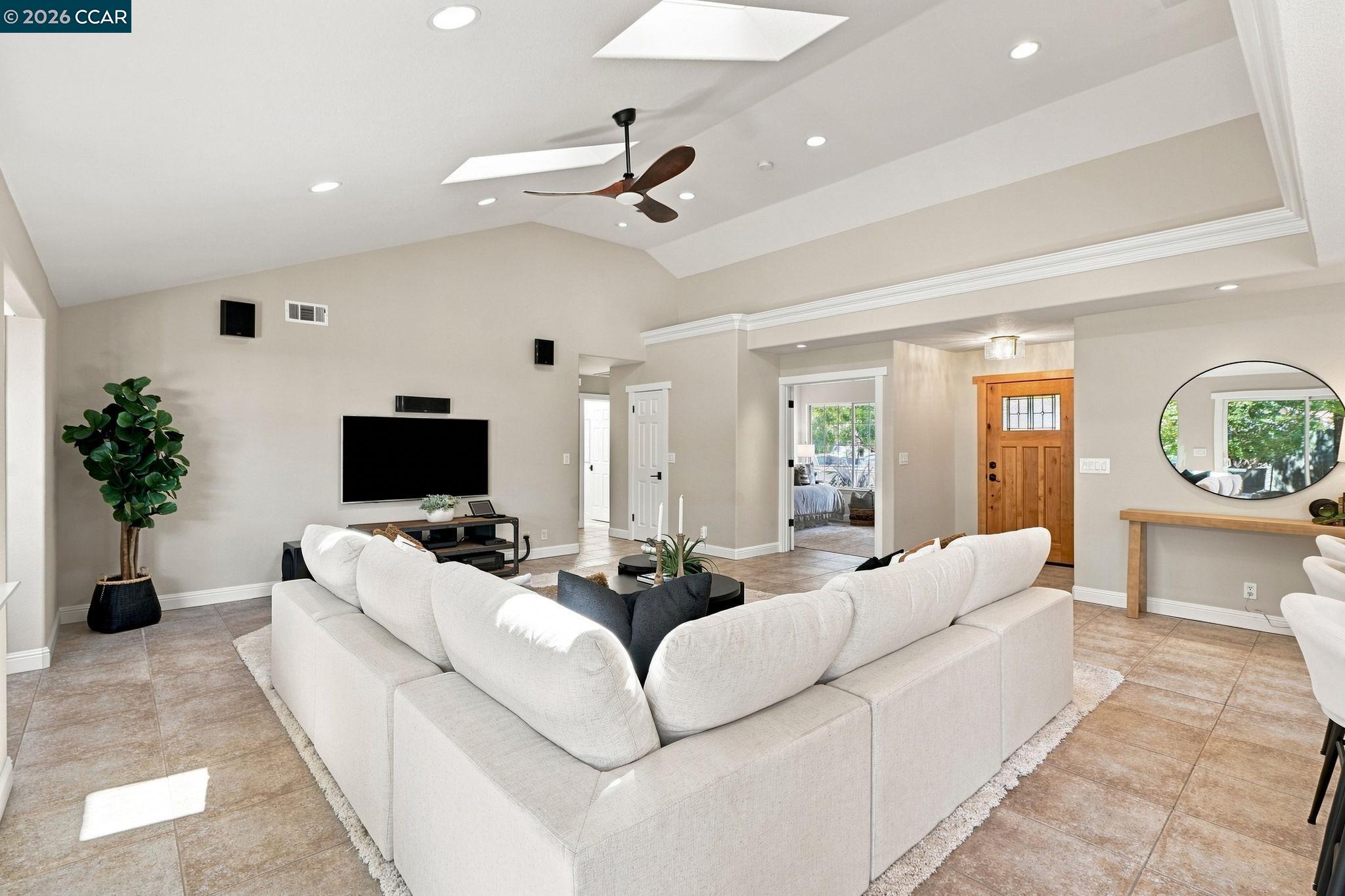 73 Randolph Place San Ramon, CA 94583 - Photo 7 of 58 Gallery Image 7