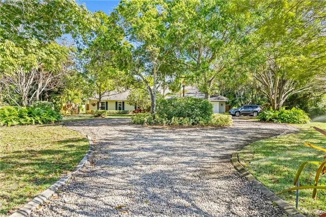 $799,000 | 840 27th Avenue, Vero Beach, FL 32960