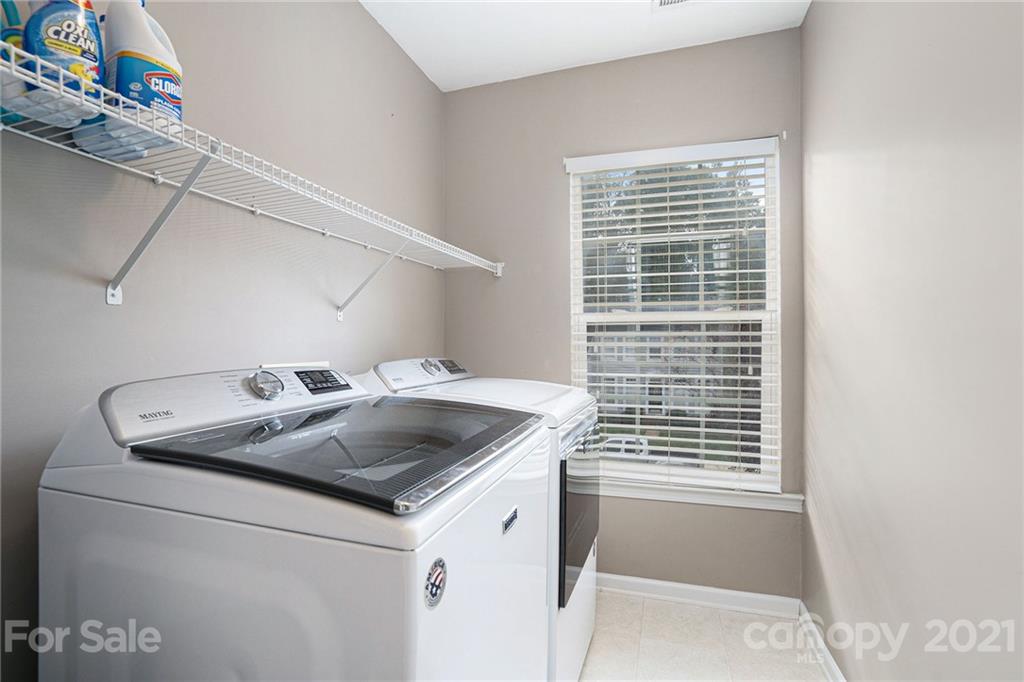 9379 Hillston Ridge Road Huntersville, NC 28078 - Photo 20 of 38 a utility room with dryer and washer