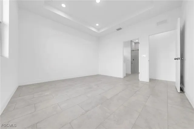 $319,500 | 8070 Marsh Circle, LaBelle, FL 33935