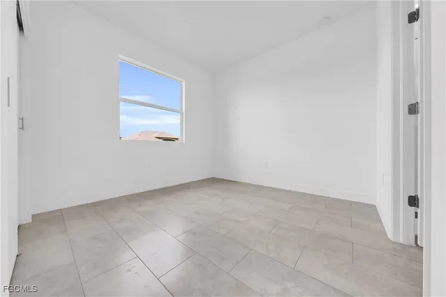 $319,500 | 8070 Marsh Circle, LaBelle, FL 33935