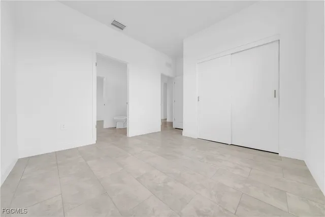 $319,500 | 8070 Marsh Circle, LaBelle, FL 33935