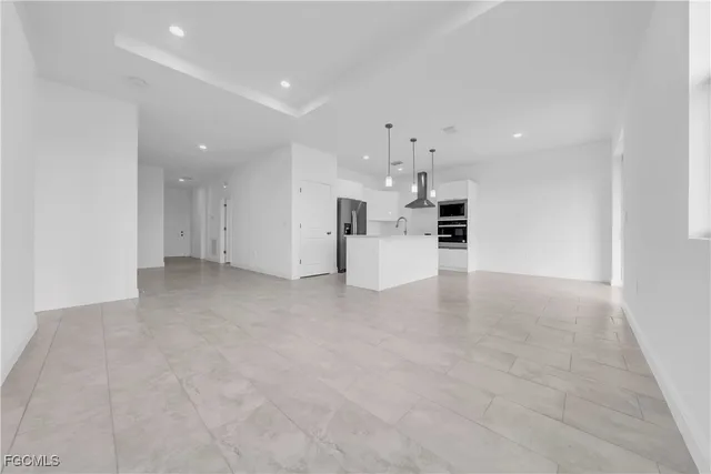 $319,500 | 8070 Marsh Circle, LaBelle, FL 33935