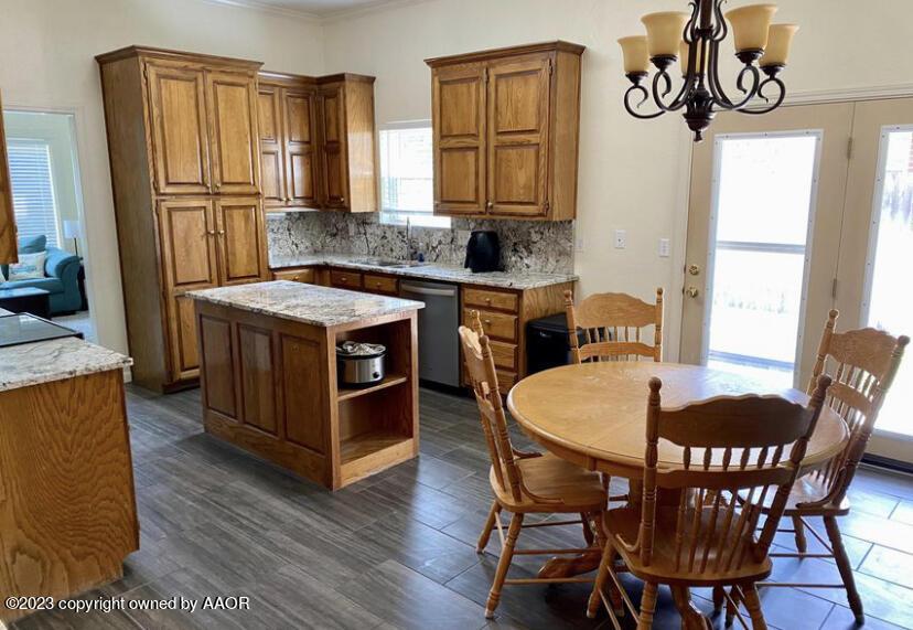 7110 Rochelle Lane Amarillo, TX 79109 - Photo 6 of 21 Kitchen