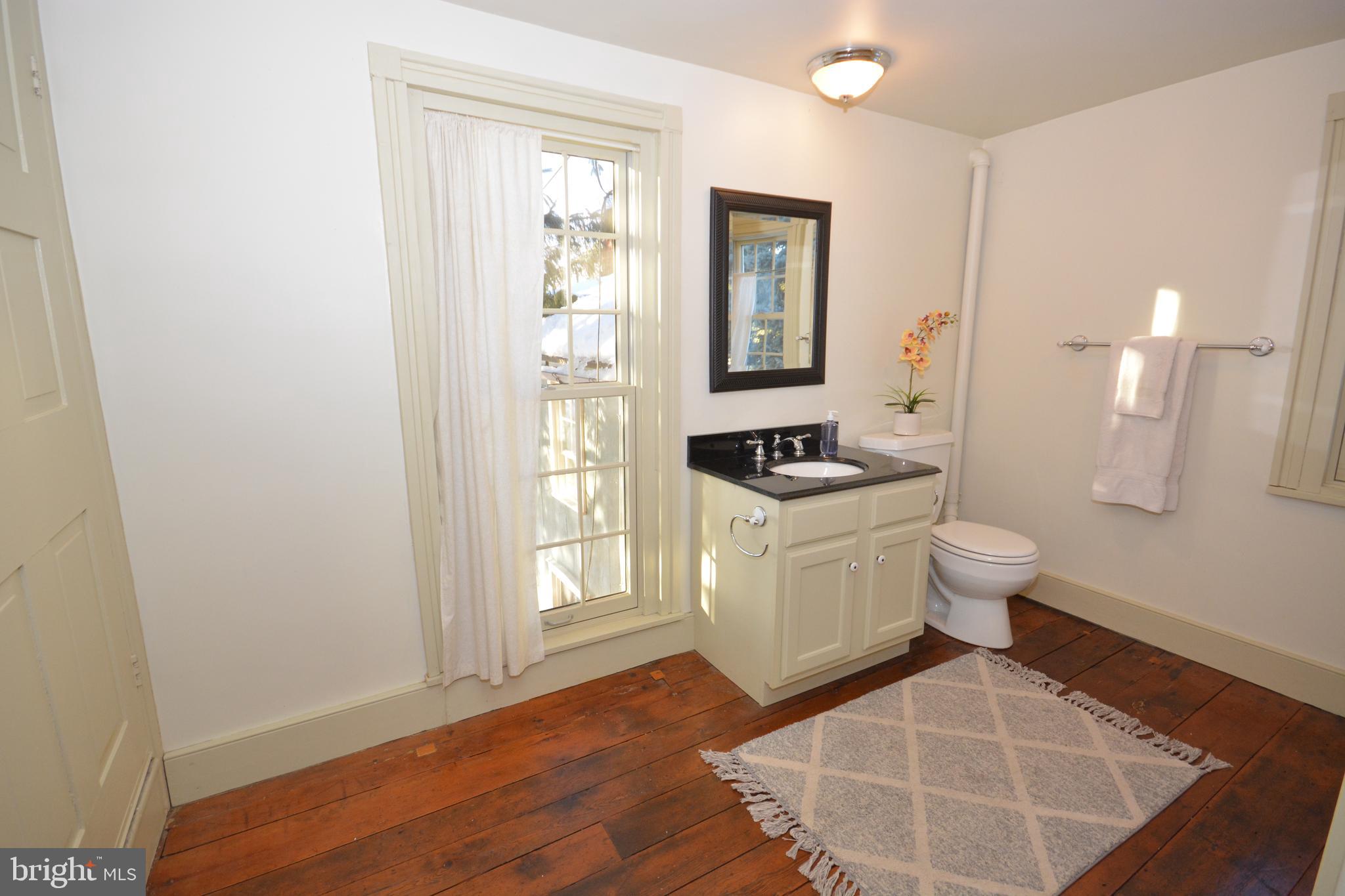 20 Old Meadow Valley Road Lititz, PA 17543 - Photo 27 of 31 Full Bath Upper Level w/ Door to Attic