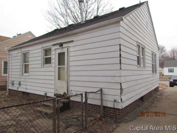 2441 South 11th Street Springfield, IL 62703 - Photo 3 of 4