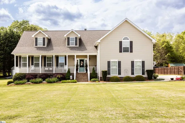$679,000 | 405 Saddlebred Drive, Pelzer, SC 29669