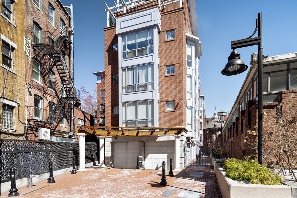 44 Prince Street, Unit 412 Boston, MA 02113 - Photo 17 of 19 a front view of a building with street view