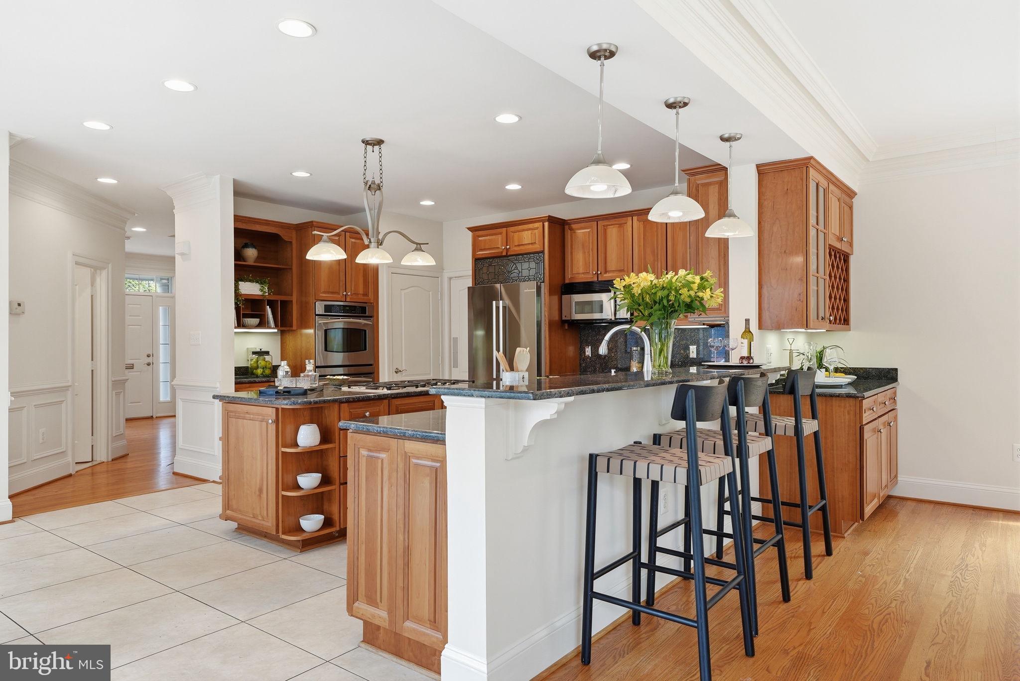5836 Conway Road Bethesda, MD 20817 - Photo 16 of 55 Inviting breakfast bar