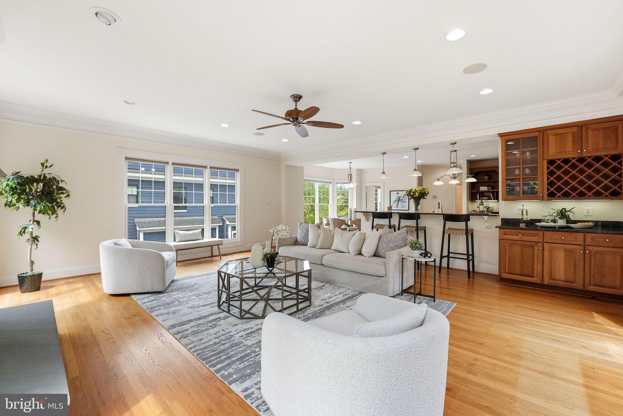 5836 Conway Road Bethesda, MD 20817 - Photo 23 of 55 Built-in bar