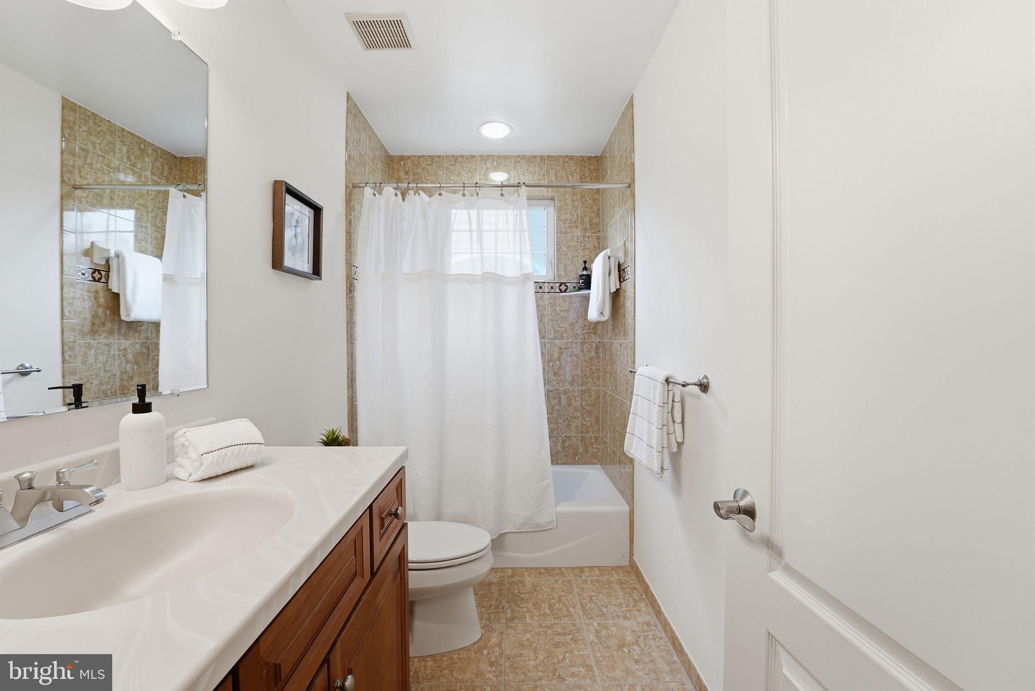 5836 Conway Road Bethesda, MD 20817 - Photo 39 of 55 Full bath