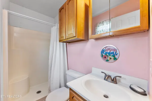 $400,000 | 218 Christin Drive, Clinton, TN 37716