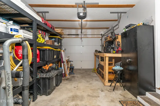 $400,000 | 218 Christin Drive, Clinton, TN 37716