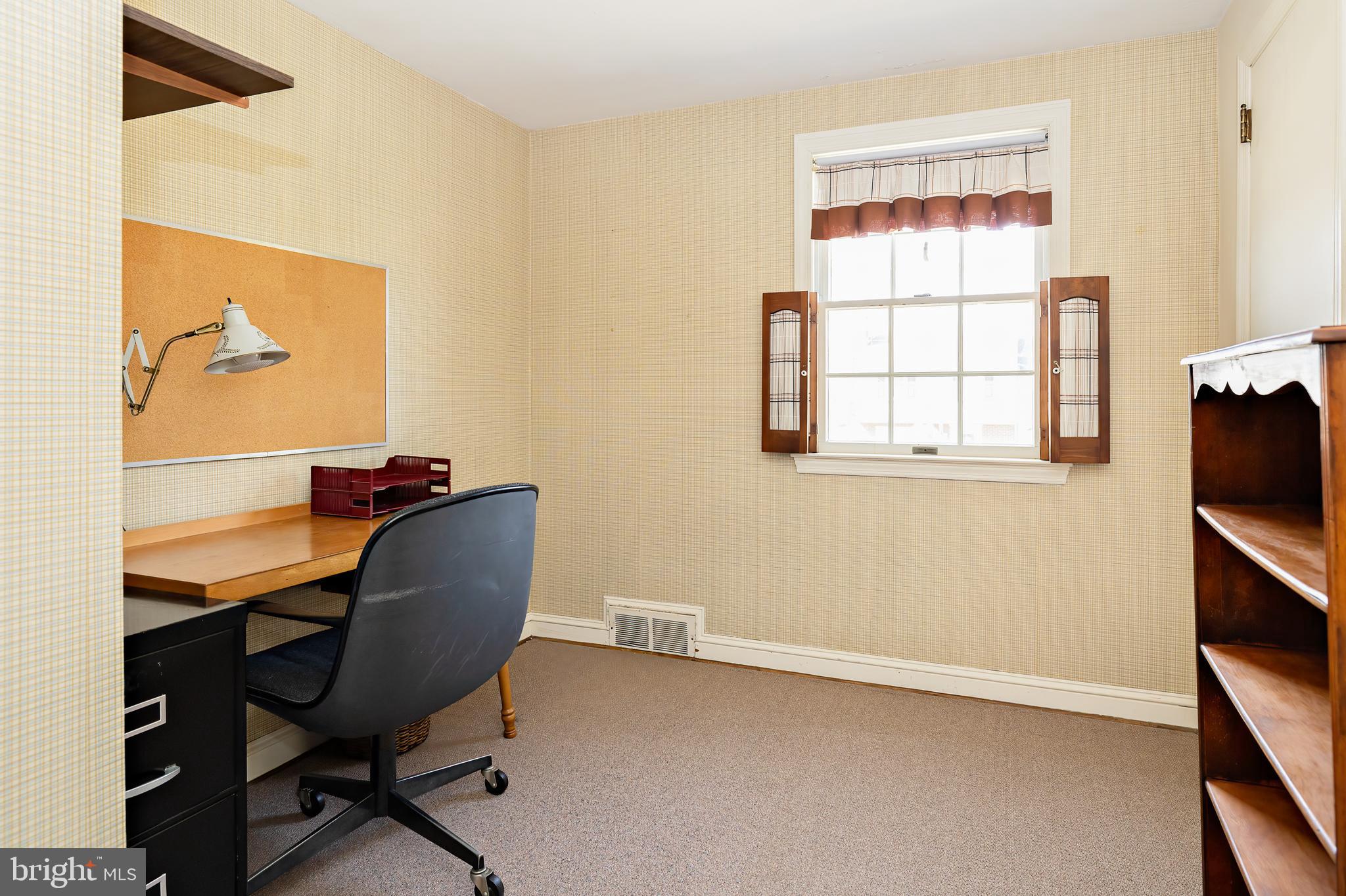 408 Yale Road Haddonfield, NJ 08033 - Photo 22 of 29 a workspace with furniture and window
