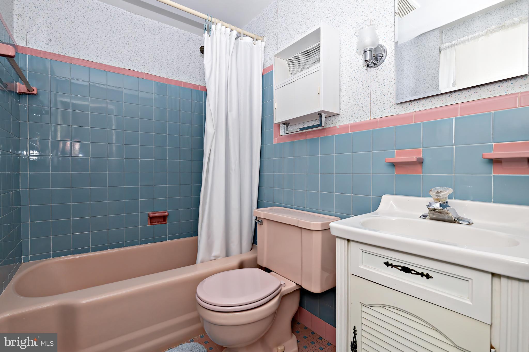 408 Yale Road Haddonfield, NJ 08033 - Photo 23 of 29 a bathroom with a sink toilet and shower