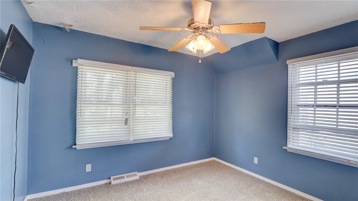 1929 East Johns Avenue Decatur, IL 62521 - Photo 18 of 23